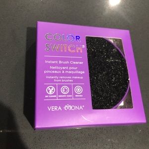 Vena Mona Color Switch Solo brush cleaner